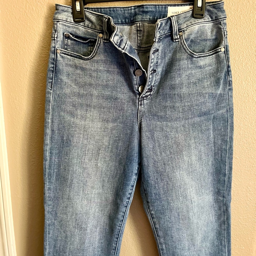 Vince Camuto Blue Ankle Cropped Jeans with Frayed Hem - Picture 2 of 8